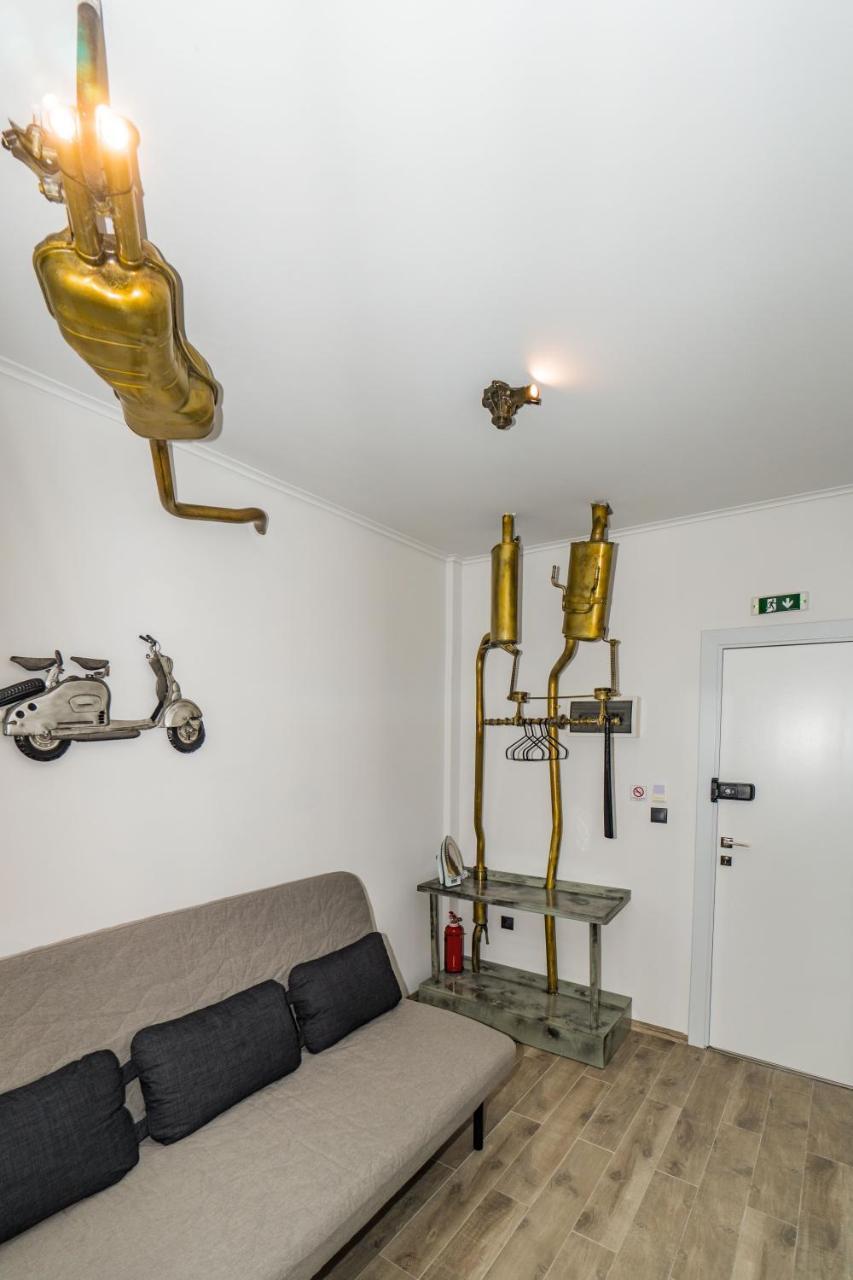 Apartment Graffitisuites#garage *